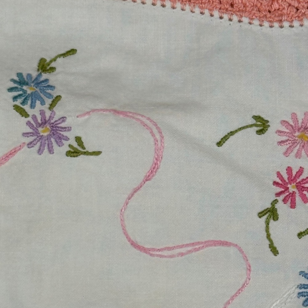 Vintage Hand Embroidered Floral Pillowcase White Cotton Peach Crochet Lace Trim - Picture 9 of 11